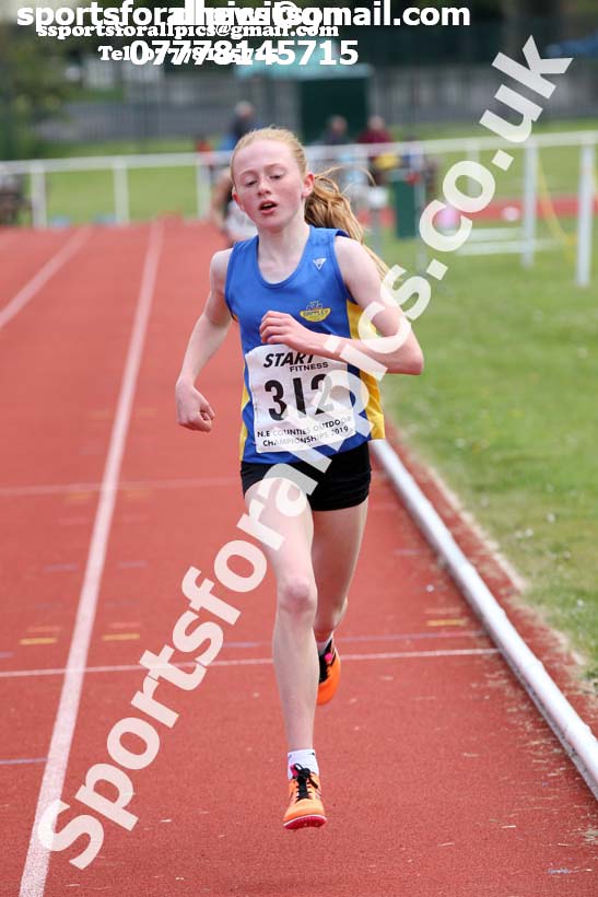 Girls under-15s 3000 metres, 2019 North Eastern Track and Field Champs., Middlesbrough. Photo:  David T. Hewitson/Sports for All Pics